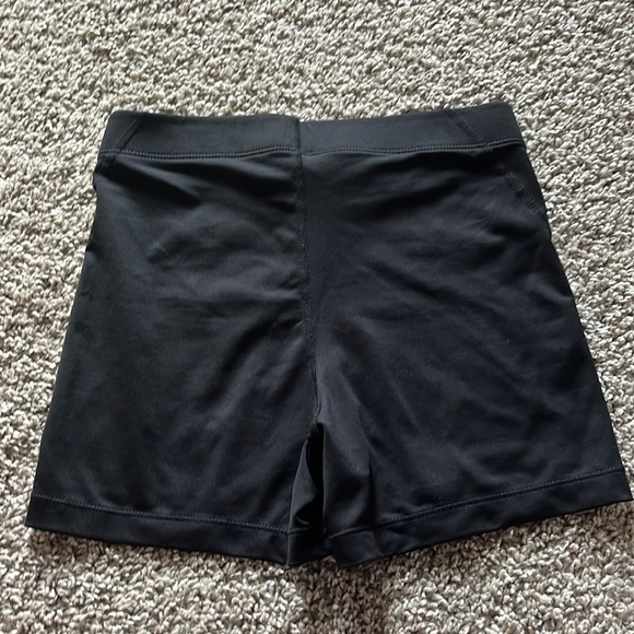 Nike pro shorts - Picture 3 of 3